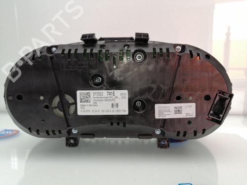 Instrument cluster SEAT LEON (5F1) 1.6 TDI | BP23454094C47 