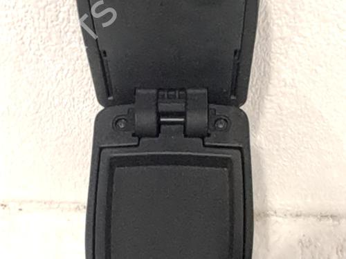 Middle console TOYOTA AURIS Estate (_E18_) 1.8 Hybrid (ZWE186_, ZWE186R, ZWE186H) | BP31701661I22 