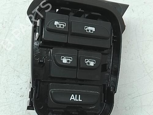 Kombi Kontakt / Stilkkontakt Kombi Kontakt / Stilkkontakt RENAULT GRAND SCÉNIC IV (R9_) 1.3 TCe 140 (R9NB) (140 hp) 36318419 36318419
