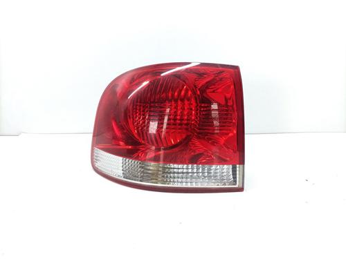 Venstre baglygte VW TOUAREG (7LA, 7L6, 7L7) 3.0 V6 TDI (225 hp) 24636281