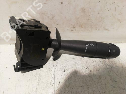 Used Steering column stalk RENAULT TRAFIC II Bus (JL) 2.0 dCi 115 (114 hp) 25460048