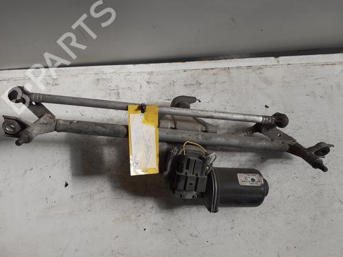 Essuie-glace moteur avant OPEL CORSA C (X01) 1.7 DTI (F08, F68) (75 hp) 26538557