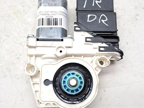 Rudehejsemotor bagstkærm højre VW TIGUAN (5N_) 2.0 TFSI 4motion (170 hp) 23359037
