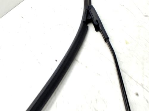 Used Front windshield wiper arm FORD MONDEO V Saloon (CD) 2.0 Hybrid (177 hp) 32014248
