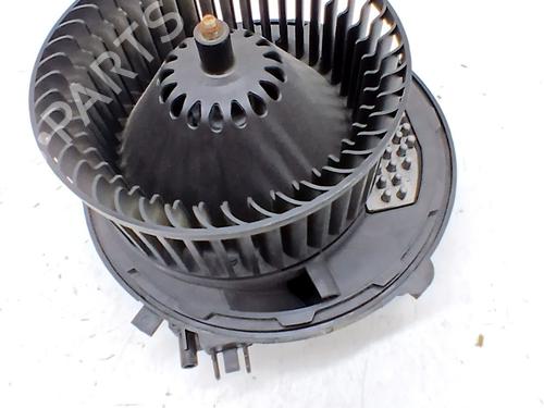 Used Heater blower motor Heater blower motor SEAT LEON ST (5F8) 2.0 TDI (150 hp) 35721908 35721908