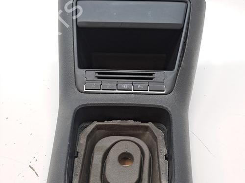 Used Middle console VW TIGUAN (5N_) 2.0 TDI (140 hp) 23361328