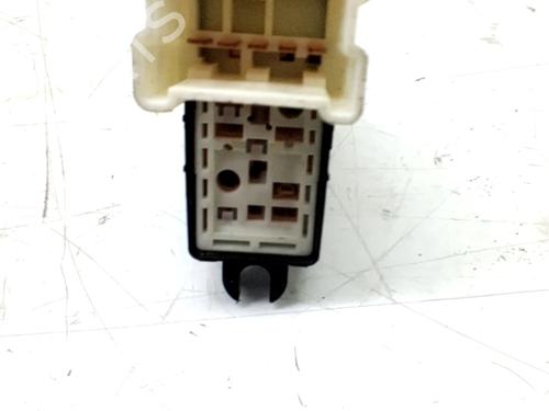 Right front window switch NISSAN NV200 Van 1.5 dCi 90 (M20, M20N, M20M) | BP31262200I26