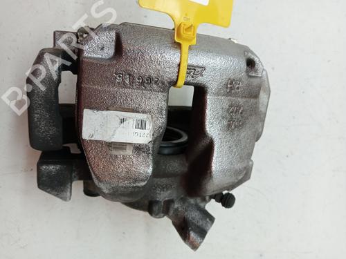 Used Right front brake caliper PEUGEOT 3008 II SUV (MC_, MR_, MJ_, M4_) 1.6 BlueHDi 120 (120 hp) 23355725