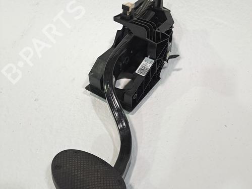 Used Break pedal MINI MINI CLUBMAN (F54) Cooper (136 hp) 25737373