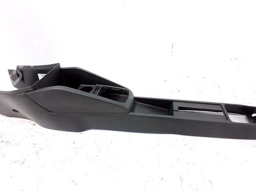 Used Middle console Middle console 37289127 37289127