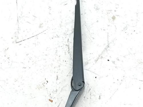 Used Front windshield wiper arm Front windshield wiper arm 36108860 36108860