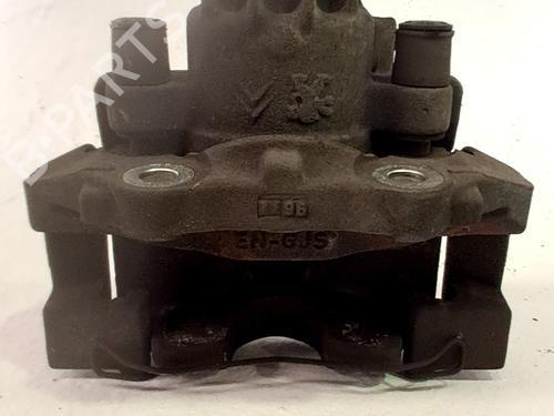 Used Right front brake caliper Right front brake caliper PEUGEOT 5008 (0U_, 0E_) 1.6 HDi (112 hp) 33815604 33815604