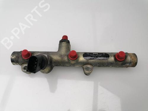 Used Injection rail AUDI A8 D3 (4E2, 4E8) 4.2 quattro (335 hp) 23938424