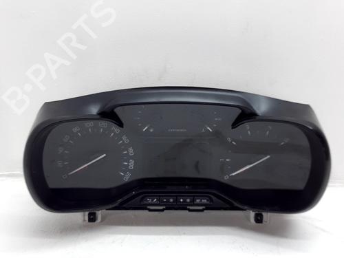 Used Instrument cluster Instrument cluster CITROËN C3 III (SX) 1.2 PureTech 82 (83 hp) 33761882 33761882