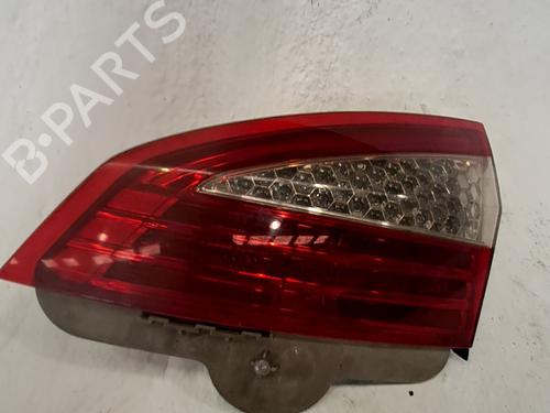Used Right tailgate light Right tailgate light FORD MONDEO IV Saloon (BA7) 2.0 TDCi (140 hp) 33768058 33768058