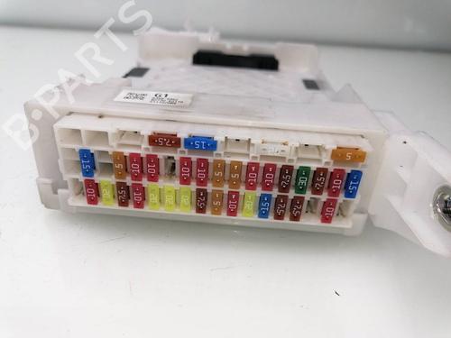 Fuse box TOYOTA YARIS (_P21_, _PA1_, _PH1_) 1.5 (MXPA11) | BP23420786E1 