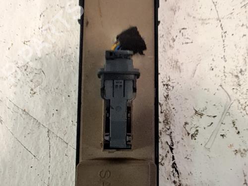 Left front window switch SAAB 9-3 (YS3F, E79, D79, D75) 1.9 TTiD | BP33772252I27 - Image 2