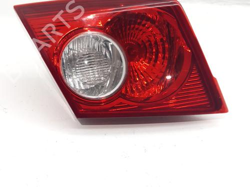 Feu de coffre gauche CHEVROLET LACETTI (J200) 2.0 D (121 hp) 32105668