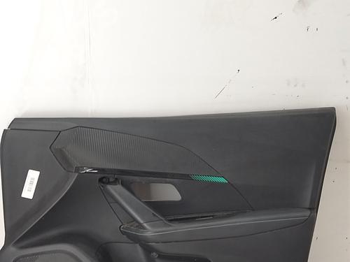 Høyre frontpanel Høyre frontpanel PEUGEOT 2008 II (UD_, US_, UY_, UJ_, UR_, UC_) 1.2 PureTech 130 (USHNS, URHNS) (130 hp) 36016258 36016258