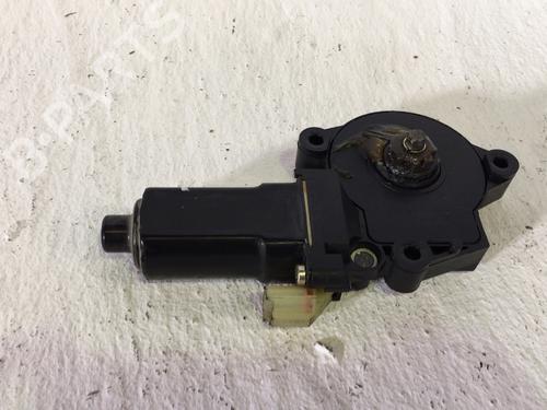 Used Left front window motor Left front window motor 38990985 38990985