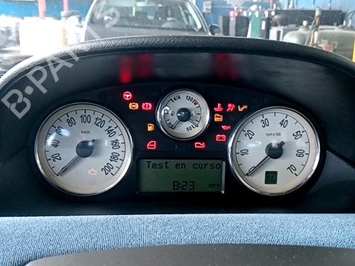 Używane Zestaw wskaźników / Licznik LANCIA YPSILON (843_) 1.3 JTD (843.AXD11, 843.AXD1A) (70 hp) 31700815