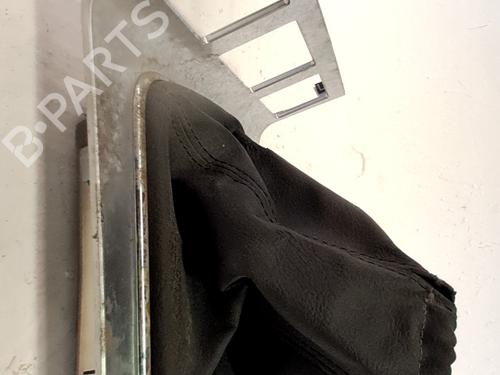 Used Shift knob Shift knob FORD MONDEO III Saloon (B4Y) ST220 (226 hp) 33767417 33767417