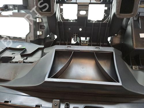 Dashboard DACIA SANDERO II 1.0 SCe 75 (B8JC, B8JD, B8NC) | BP23944289C46 