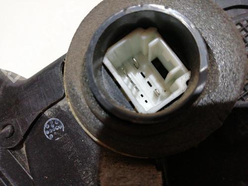Front left lock SUZUKI GRAND VITARA II (JT, TE, TD) 1.9 DDiS All-wheel Drive (JT419, TD44, JB419WD, JB419XD,... | BP26538170C98 