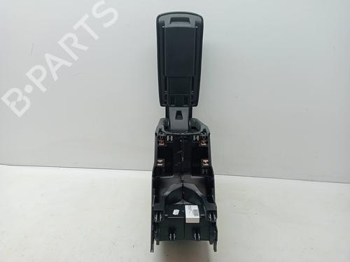 Armrest / Center console PEUGEOT 2008 II (UD_, US_, UY_, UJ_, UR_, UC_) 1.5 BlueHDI 110 (UDYHSK) | BP23349373I20 
