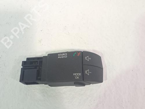 Used Switch RENAULT CAPTUR I (J5_, H5_) 1.5 dCi 90 (J5N4, J5M5, J5MW, J5M6, J5AL, J5AJ) (90 hp) 28959484