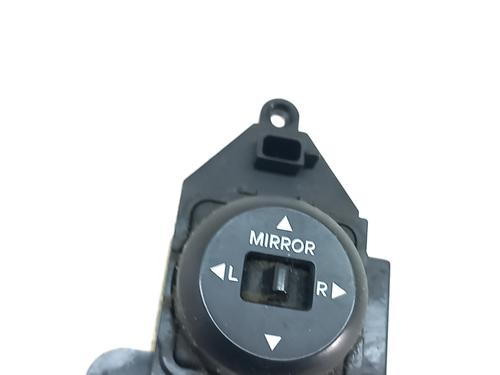Commande retroviseurs HYUNDAI i30 (FD) 1.6 CRDi (90 hp) 32107647