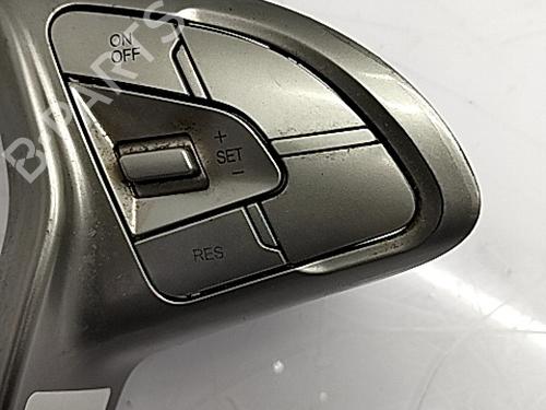 Switch SSANGYONG TIVOLI 1.6 XDi 160 | BP30801509I30