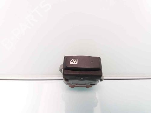 Used Switch RENAULT MEGANE II (BM0/1_, CM0/1_) 1.5 dCi (BM1E, CM1E) (106 hp) 23378503