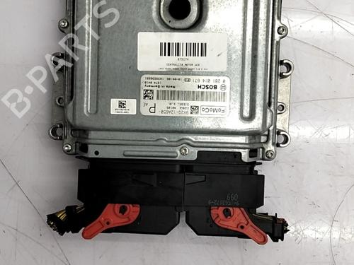 Used Engine control unit (ECU) Engine control unit (ECU) LAND ROVER RANGE ROVER SPORT I (L320) 3.0 D 4x4 (245 hp) 33871280 33871280