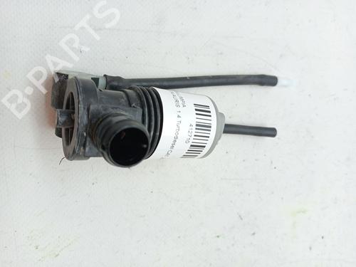Used Washer pump TOYOTA AURIS (_E18_) 1.4 D-4D (NDE180_, NDE180R) (90 hp) 23353408