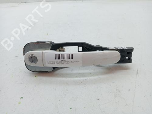 Used Front left exterior door handle SEAT LEON (1P1) 1.2 TSI (105 hp) 23354779