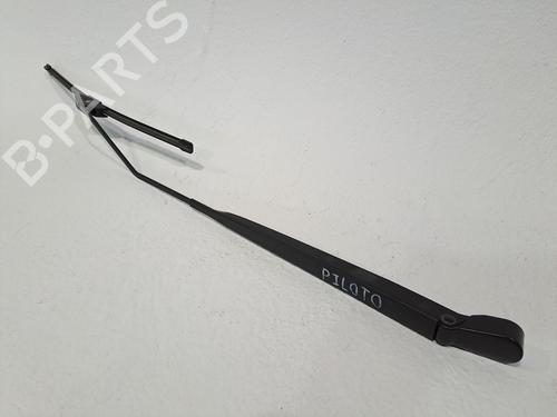 Used Front windshield wiper arm PEUGEOT 1007 (KM_) 1.6 16V (109 hp) 24108948