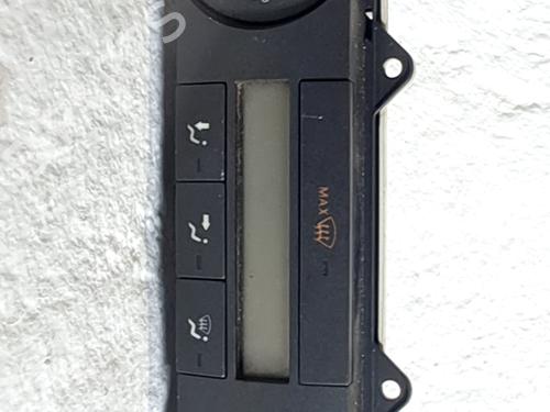 Used Climate control FORD MONDEO III (B5Y) 2.0 TDCi (130 hp) 32257500