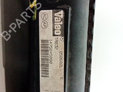 Used Water radiator PEUGEOT EXPERT Van (222) 2.0 HDI (94 hp) 29556547