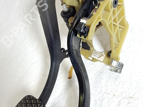 break-pedal-bmw-5-e60-2001-2002-2003-2004-2005-2006-2007-2008-2009-2010-32107252 main image