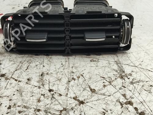 air-vent-land-rover-range-rover-evoque-l538-2011-2012-2013-2014-2015-2016-2017-2018-2019-40119518 main image