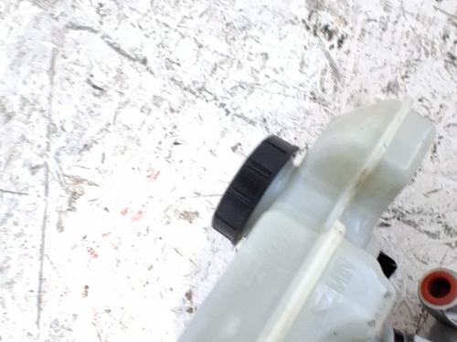 Used Brake master cylinder Brake master cylinder 36665961 36665961