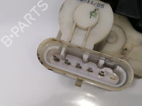 Front left lock PEUGEOT BOXER Van (244) 2.8 HDi | BP23652129C98 