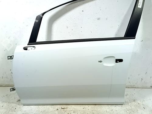 Used Left front door Left front door OPEL CORSA D (S07) 1.3 CDTI (L08, L68) (75 hp) 35752564 35752564