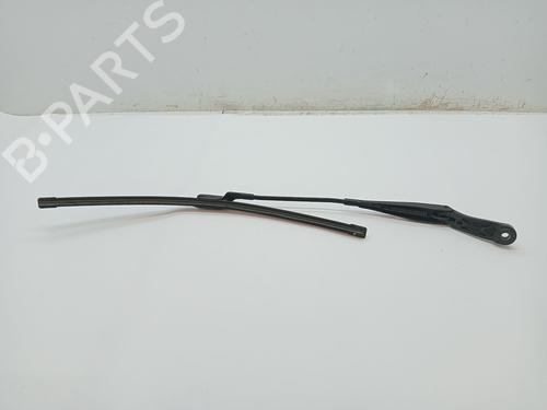 Front windshield wiper arm PEUGEOT 308 II (LB_, LP_, LW_, LH_, L3_) 1.5 BlueHDi 130 | BP23359345C143 