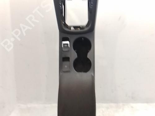 Used Middle console Middle console 38991146 38991146
