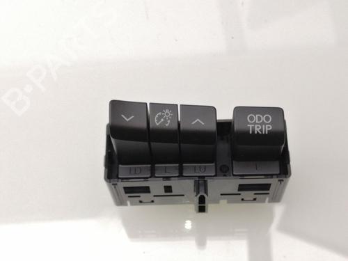 Used Switch LEXUS NX (_Z1_) 300h AWD (AYZ15, AYZ15_, AYZ15R) (197 hp) 23936615