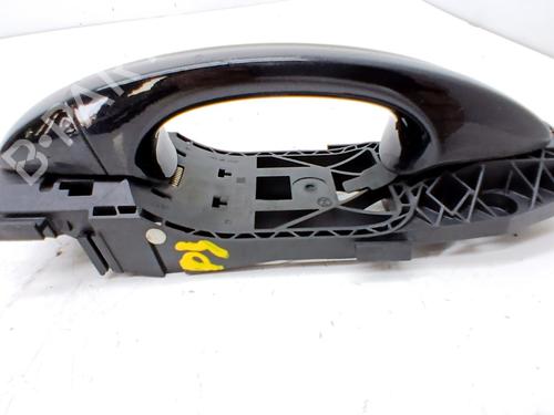 Used Rear right exterior door handle Rear right exterior door handle SKODA OCTAVIA III (5E3, NL3, NR3) 2.0 TDI (150 hp) 36665983 36665983