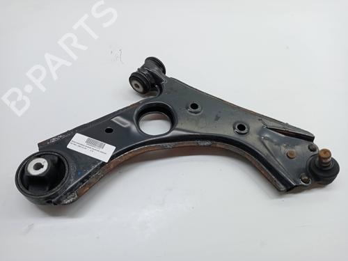 Used Right front suspension arm FIAT 500L (351_, 352_) 0.9 (199LYC1B) (105 hp) 23341469