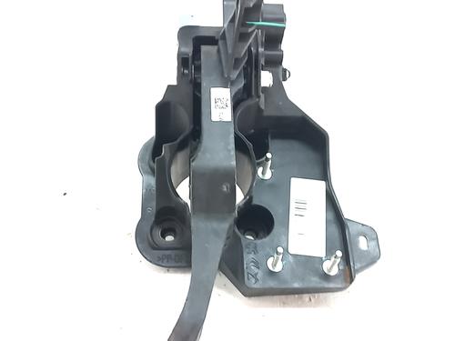Used Break pedal PEUGEOT 2008 II (UD_, US_, UY_, UJ_, UR_, UC_) 1.2 PureTech 100 (USHNK) (101 hp) 32285565